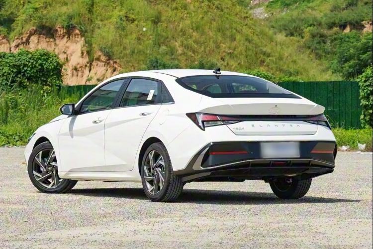 Used Hyundai Elantra 2023 1.5L CVT GLX Elite Edition