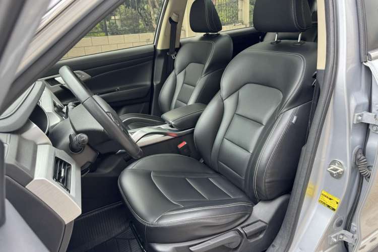 Used Geely Auto Emgrand X7 Sport 2016 1.8TD Automatic Smart Connectivity Version
