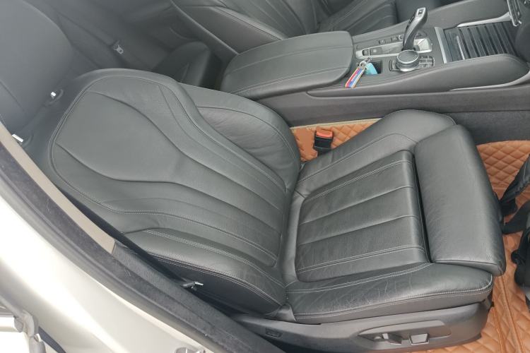 Used BMW X6 2017 xDrive28i
