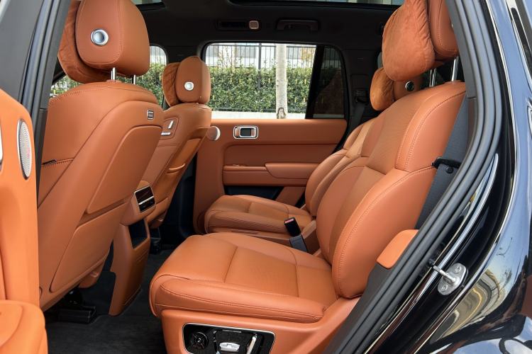 Used Li Auto L8 2023 Pro Model
