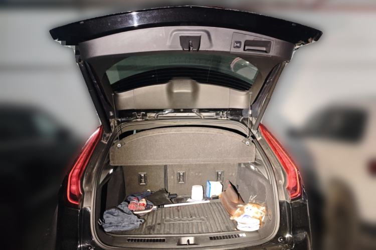 Used Cadillac XT4 2018 28T Two-Wheel Drive Leading Version
