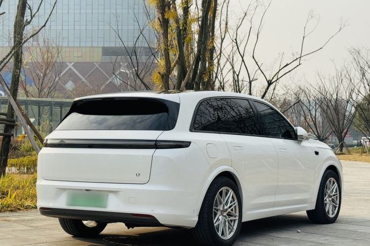 Used Li Auto L7 2023 Pro Model
