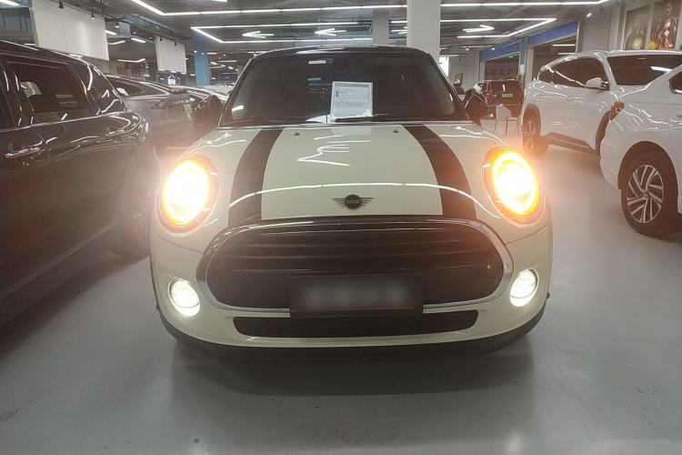 Used  MINI 2018 1.5T COOPER Artist
