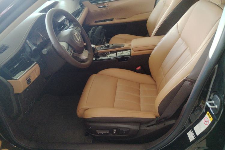 Used Lexus ES 2015 200 Elite Edition
