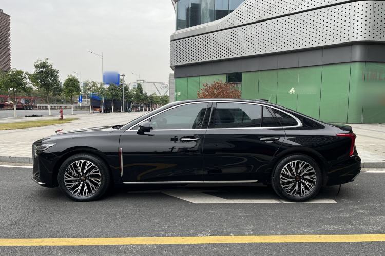 Used Hongqi H5 2024 2.0T Automatic Smart Connect Flagship Edition
