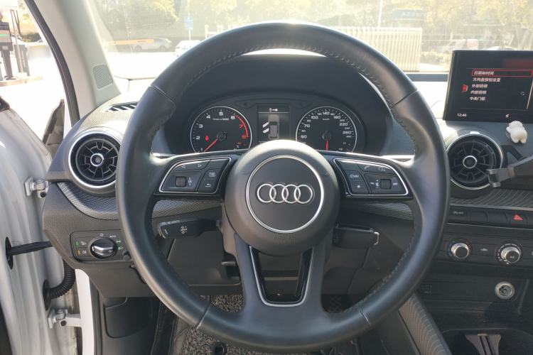 Used Audi Q2L 2018 35 TFSI Launch Exclusive Edition China V