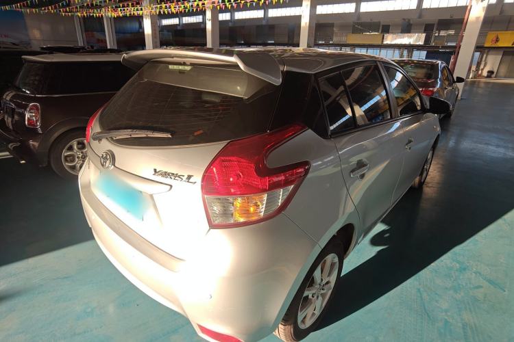 Used Toyota YARiS L Zhi Xian 2015 1.5E Automatic Charm Edition
