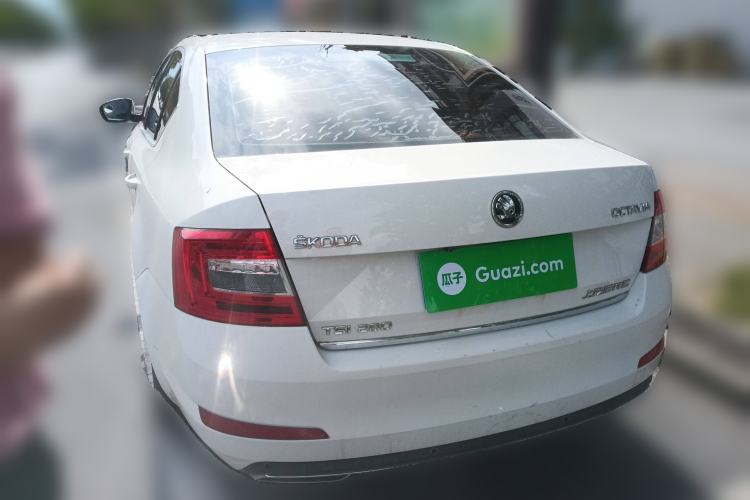 Used Skoda Octavia 2017 TSI280 DSG Smart Drive Edition
