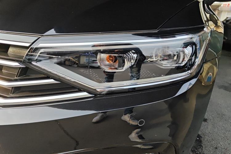 Used Volkswagen Magotan 2020 330TSI DSG Leading Model
