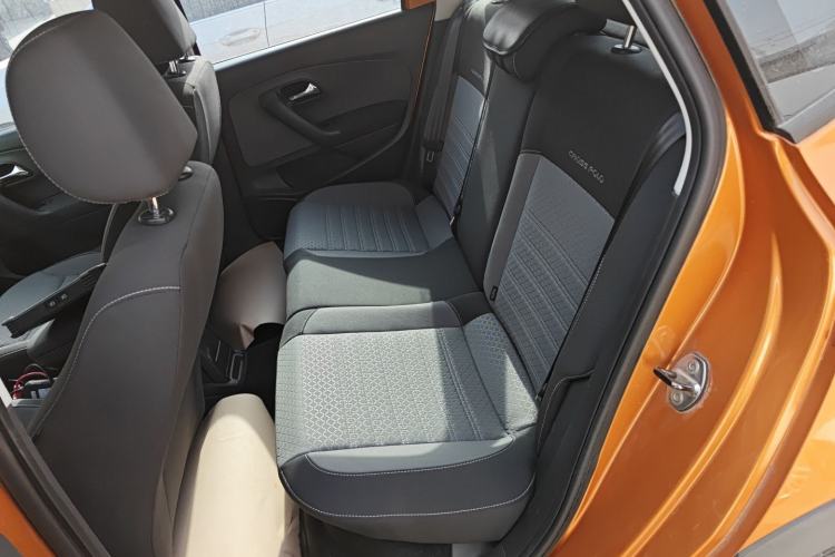 Used Volkswagen Polo 2016 1.6L Cross Polo Automatic