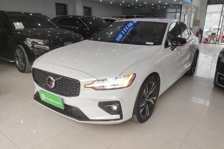 Used Volvo S60 2025 B5 Zhiya Sport Edition