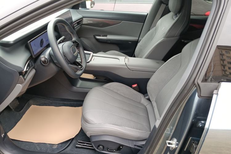 Used Lynk & Co 07 2024 EM-P 126 Long-Range Ultra