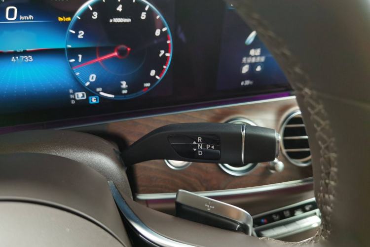 Used Mercedes-Benz E-Class 2023 Facelift E 260 L
