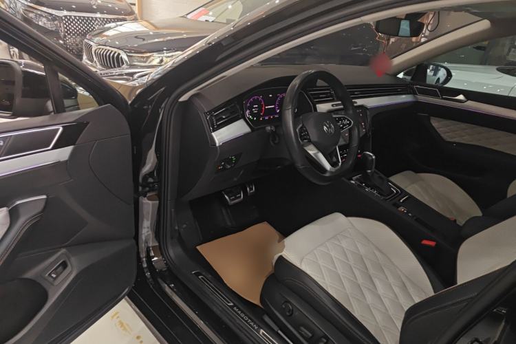 Used Volkswagen Magotan 2023 2 Million Units Commemorative Edition 330TSI DSG Luxury Version