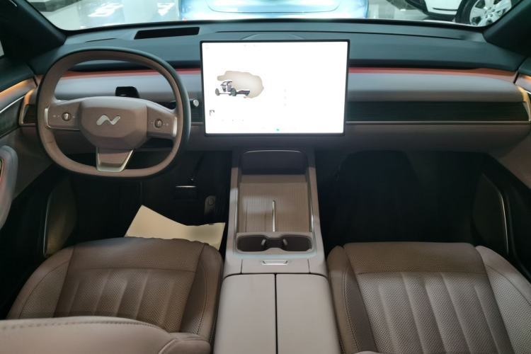 Used ONVO L60 2024 60 kWh Rear-Drive Version
