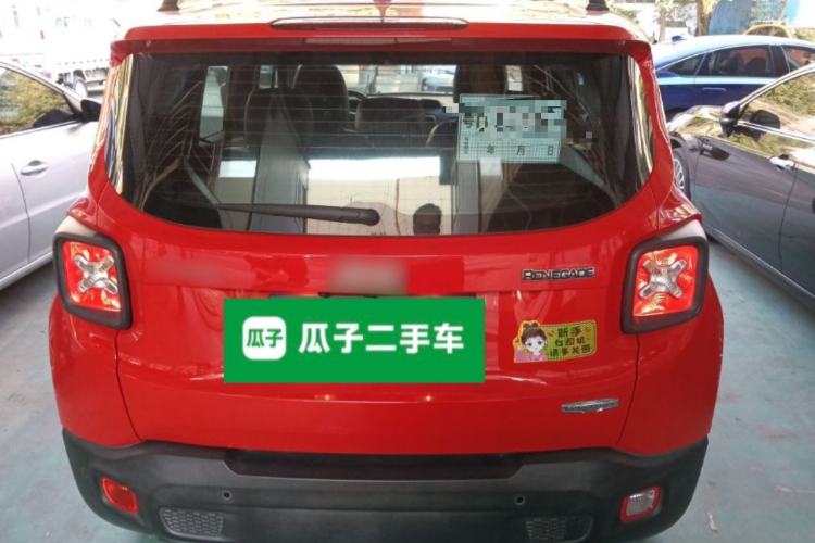 Used  Renegade 2018 Connected Large Screen Version 180T Automatic High-Energy Edition
