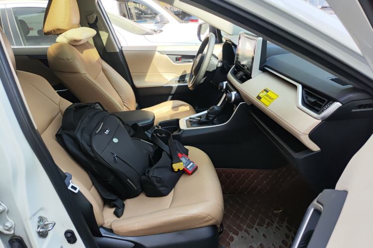 Used Toyota RAV4 2020 2.0L CVT Two-Wheel Drive Fashion Edition
