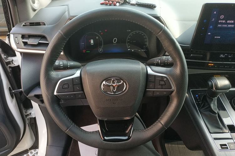 Used Toyota Granvia 2022 2.5L Hybrid Flagship Edition