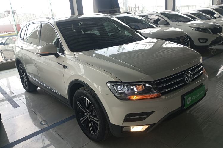 Used Volkswagen Tiguan L 2019 Updated Version 330TSI Automatic Two-Wheel Drive Panoramic Comfort Edition China VI Standard