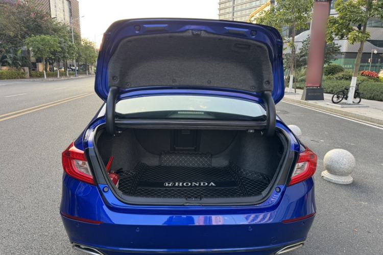 Used Honda Accord 2018 260TURBO Luxury Edition China V Emission Standard
