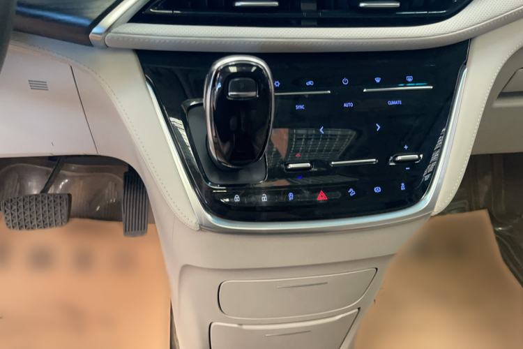 Used Buick GL8 2022 ES Landtrek 653T Comfort Edition
