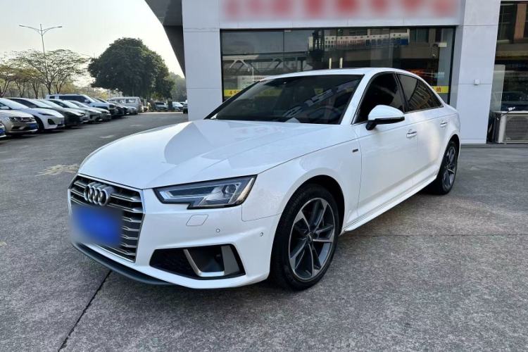 Used Audi A4L 2019 40 TFSI Fashion Edition China VI Emission Standard