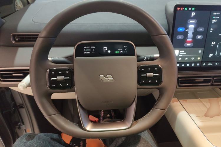 Used Li Auto MEGA 2024 Ultra Model
