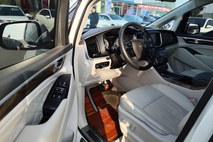 Used GAC Trumpchi M8 2018 320T Luxury Edition
