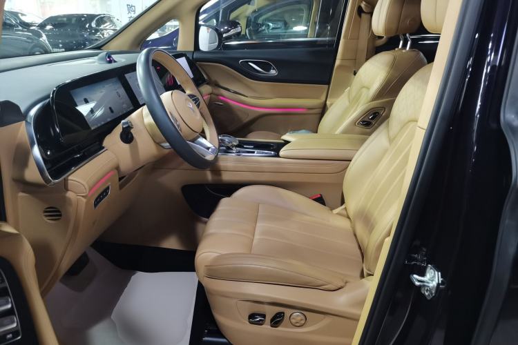 Used VOYAH Dream 2022 Low-Carbon Edition Plus Intelligent Driving Package
