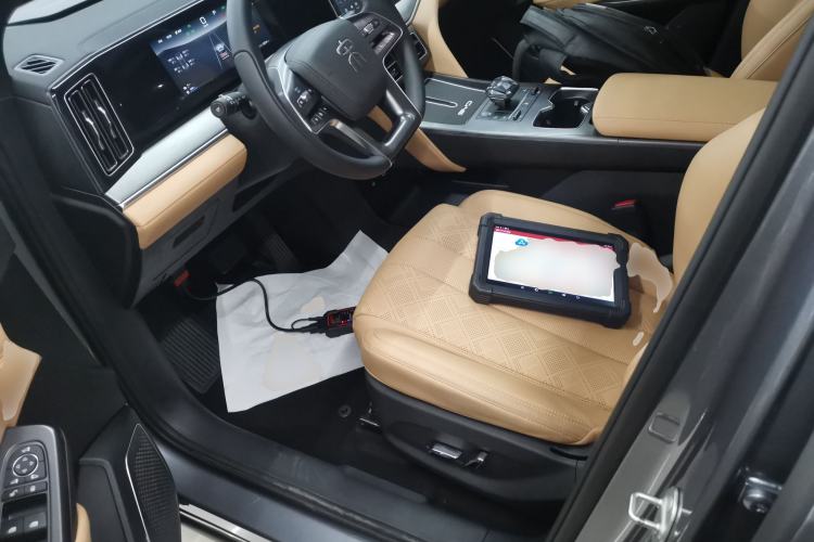 Used BYD Song L DM-i 2024 112 km Leading Edition