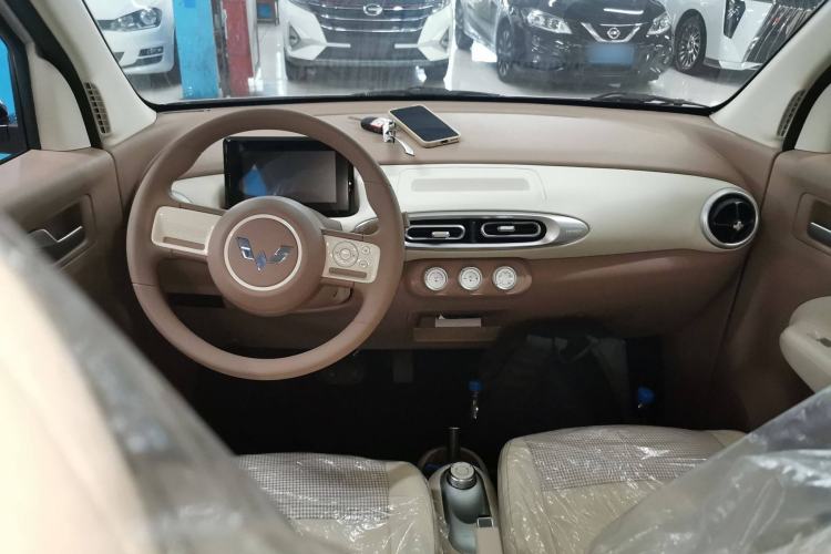 Used Wuling Hongguang MINIEV 2025 Four-Door Version Advanced Edition
