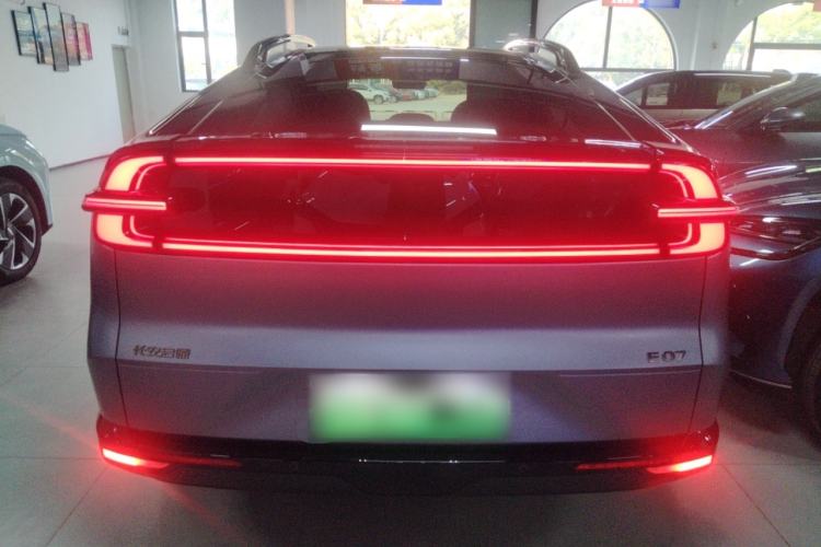 Used  E07 2025 All-Electric 4x4 with 90 kWh Max Intelligent Driving Version
