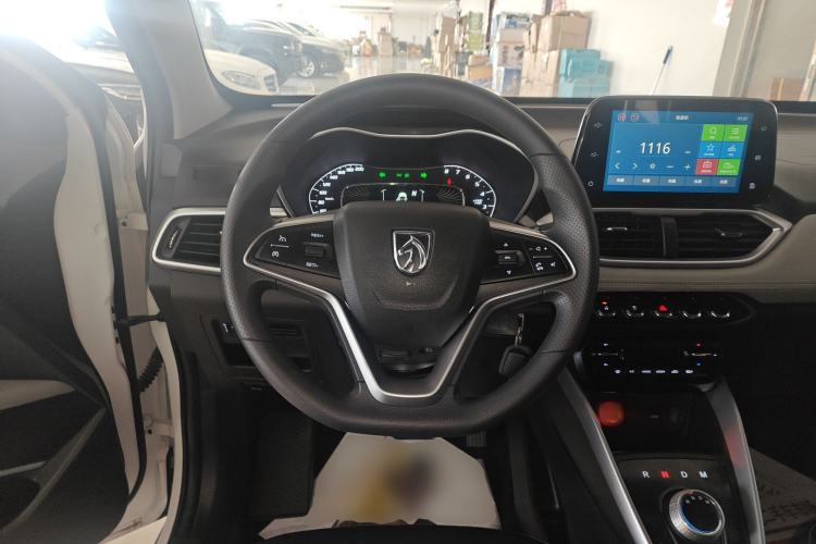 Used Baojun 510 2017 1.5L Automatic Fashion Model

