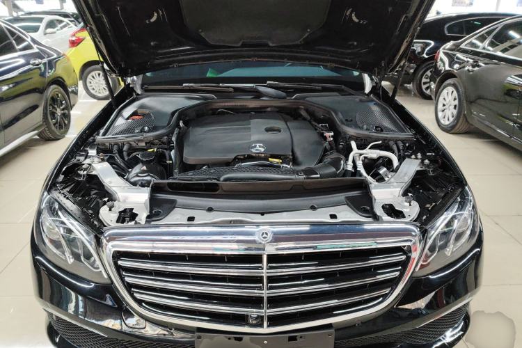 Used Mercedes-Benz E-Class 2019 Restyled E 300 L Sporty and Stylish Edition
