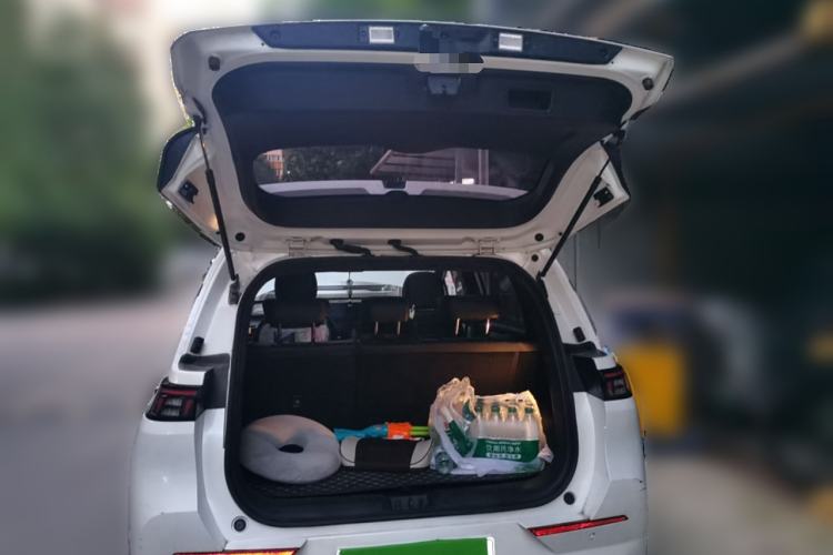 Used AION Y 2022 70 Tech Edition Lithium Iron Phosphate