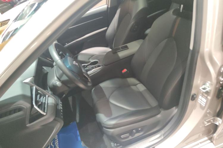 Used Toyota Camry 2023 2.5G Luxury Edition
