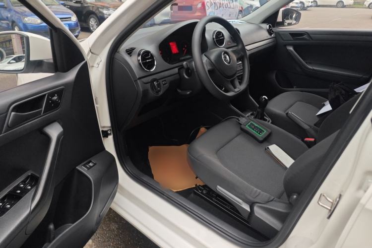 Used Volkswagen Jetta 2017 1.4L Manual Fashion Edition
