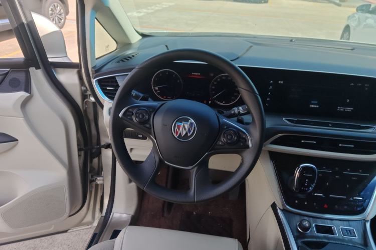 Used Buick GL8 2022 ES Landtrek 653T Comfort Edition
