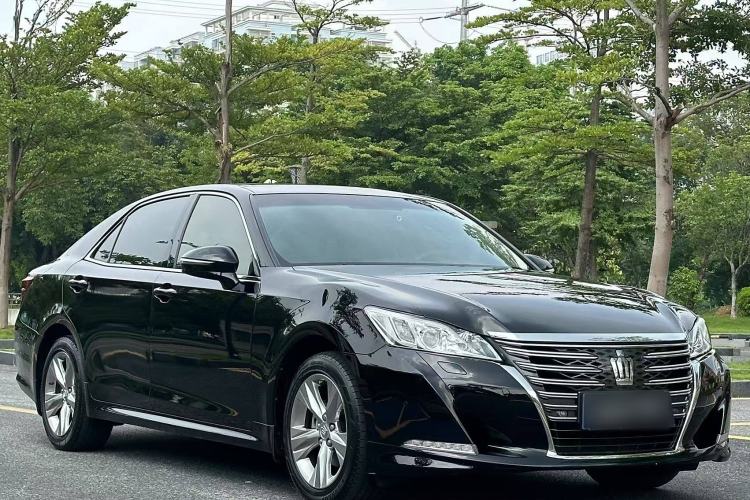 Used Toyota Crown 2015 2.5L Smart Edition
