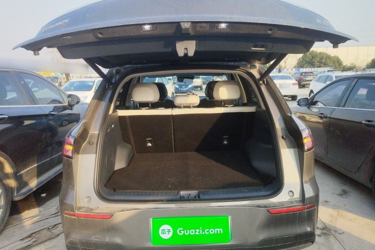 Used  E5 2024 530 km Exploration+ Version
