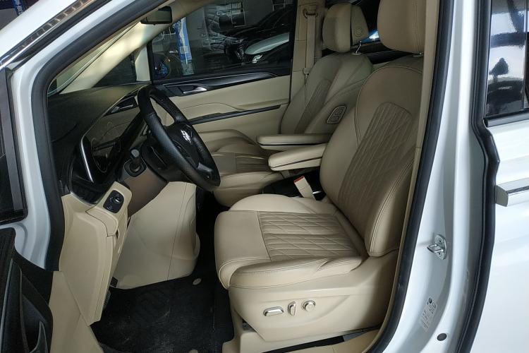 Used Buick GL8 2022 ES Land Cruiser 653T Luxury Model
