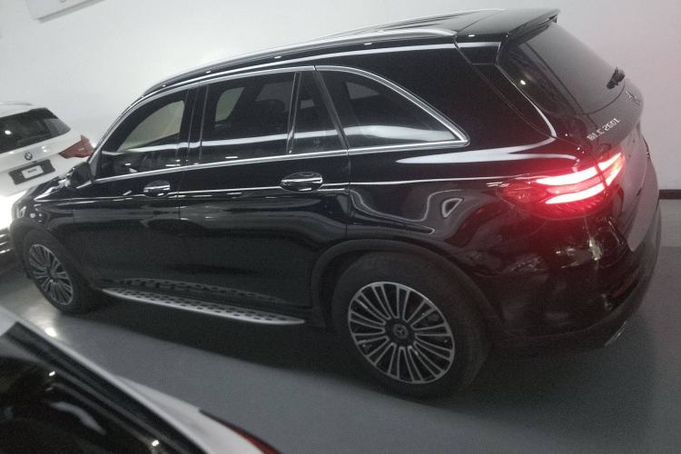 Used Mercedes-Benz GLC 2019 GLC 260 L 4MATIC Dynamic Model
