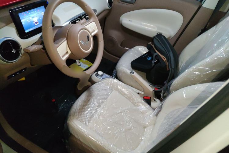 Used Wuling Hongguang MINIEV 2025 Four-Door Version Advanced Edition
