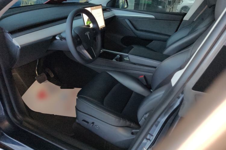 Used Tesla Model Y 2024 Rear-Wheel-Drive Version