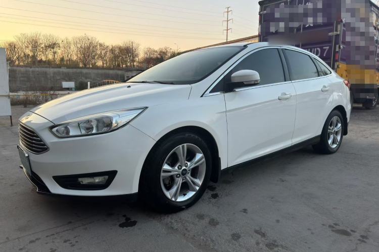 Used Ford Focus 2015 Sedan 1.6L Automatic Comfort Model
