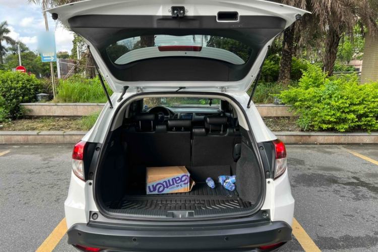 Used Honda Vezel 2020 1.5L CVT Luxury Edition
