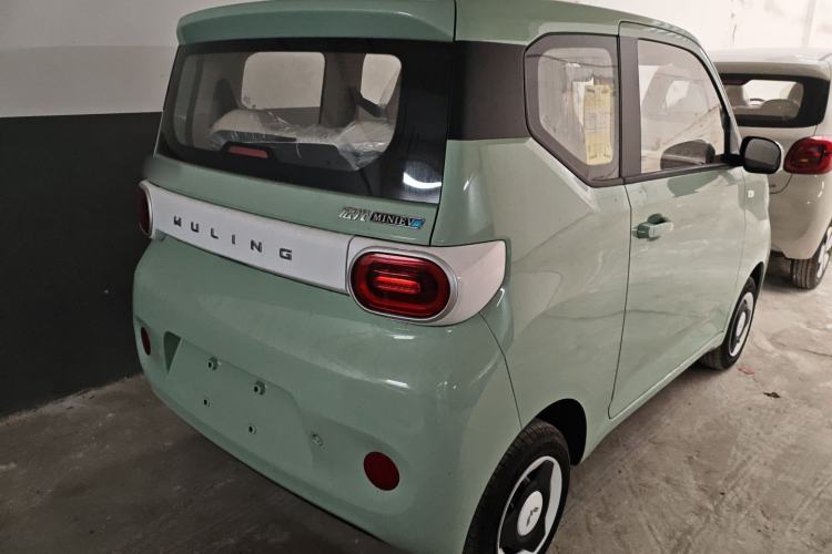 Used Wuling Hongguang MINIEV 2024 3rd Generation 215km Youth Edition