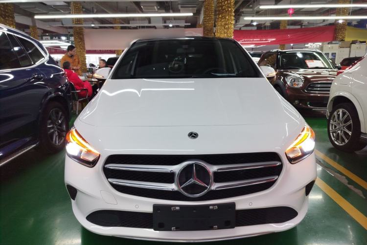 Used Mercedes-Benz B-Class 2022 Updated B 200 Fashion Edition
