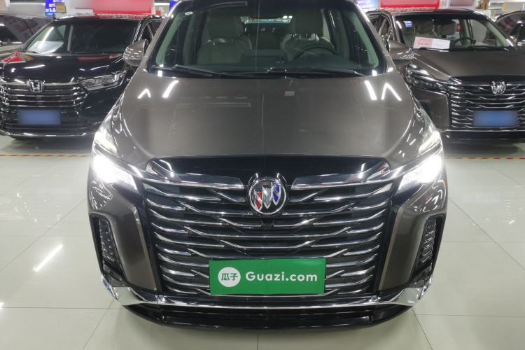 Used Buick GL8 2023 Land Executive Class Comfort Model
