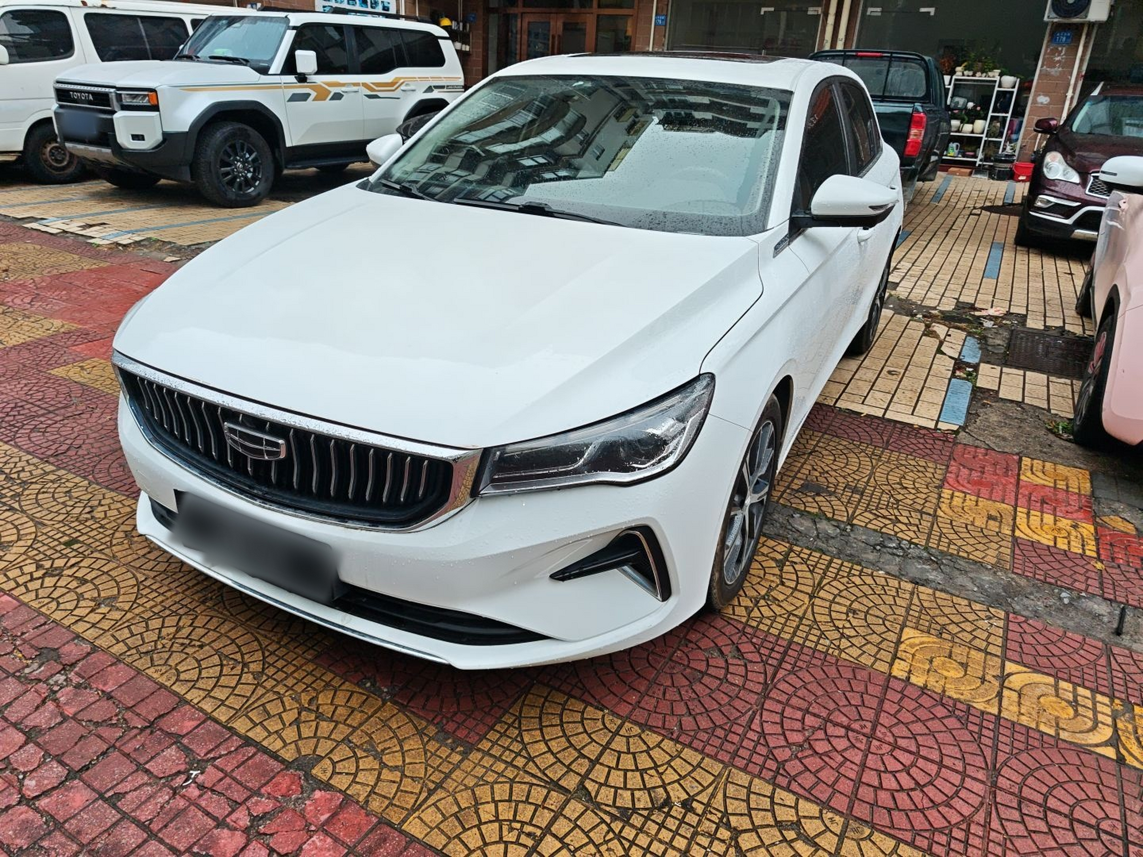 Под передней частью автомобиля